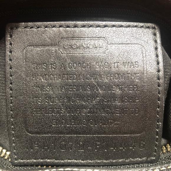 Authentic Coach Shoulder Bag - Picture 3 of 4